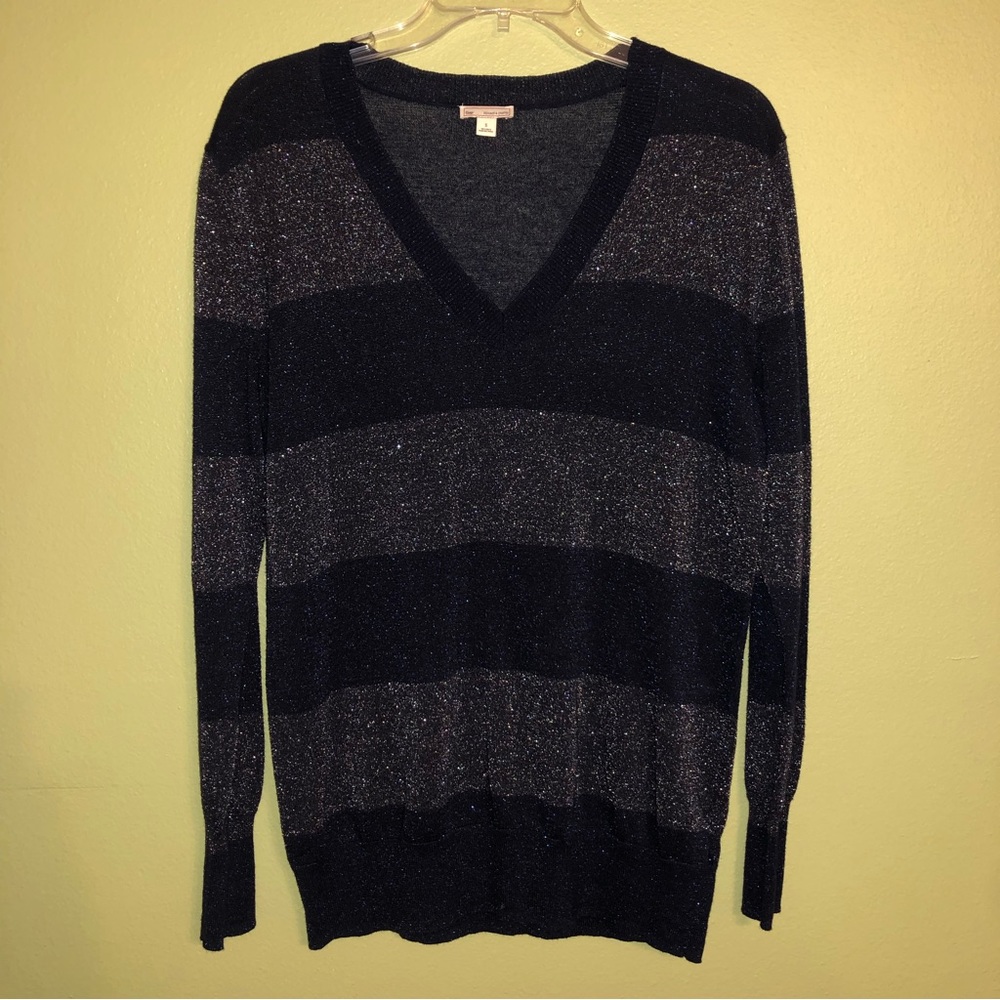 GAP Navy & Silver Metallic Shimmer Holiday Long-Sleeve Light-Weight Top